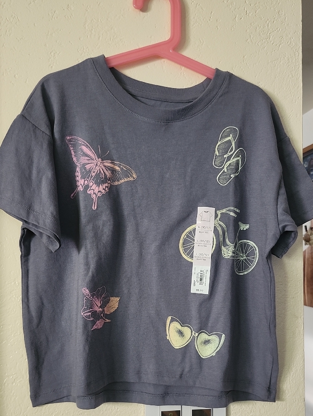 Kohl's Gray Short Sleeve Tee with Pastel Bike & Butterfly Graphics